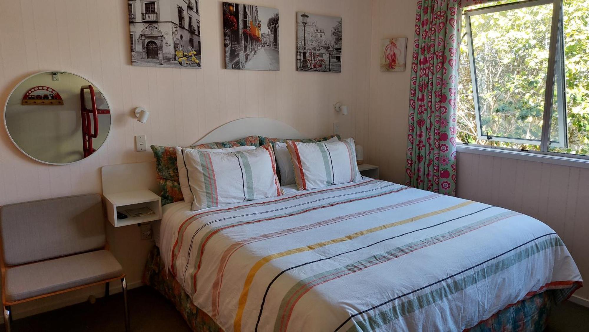 Bed And Breakfast Happy Home Taupo Accommodation Exterior foto
