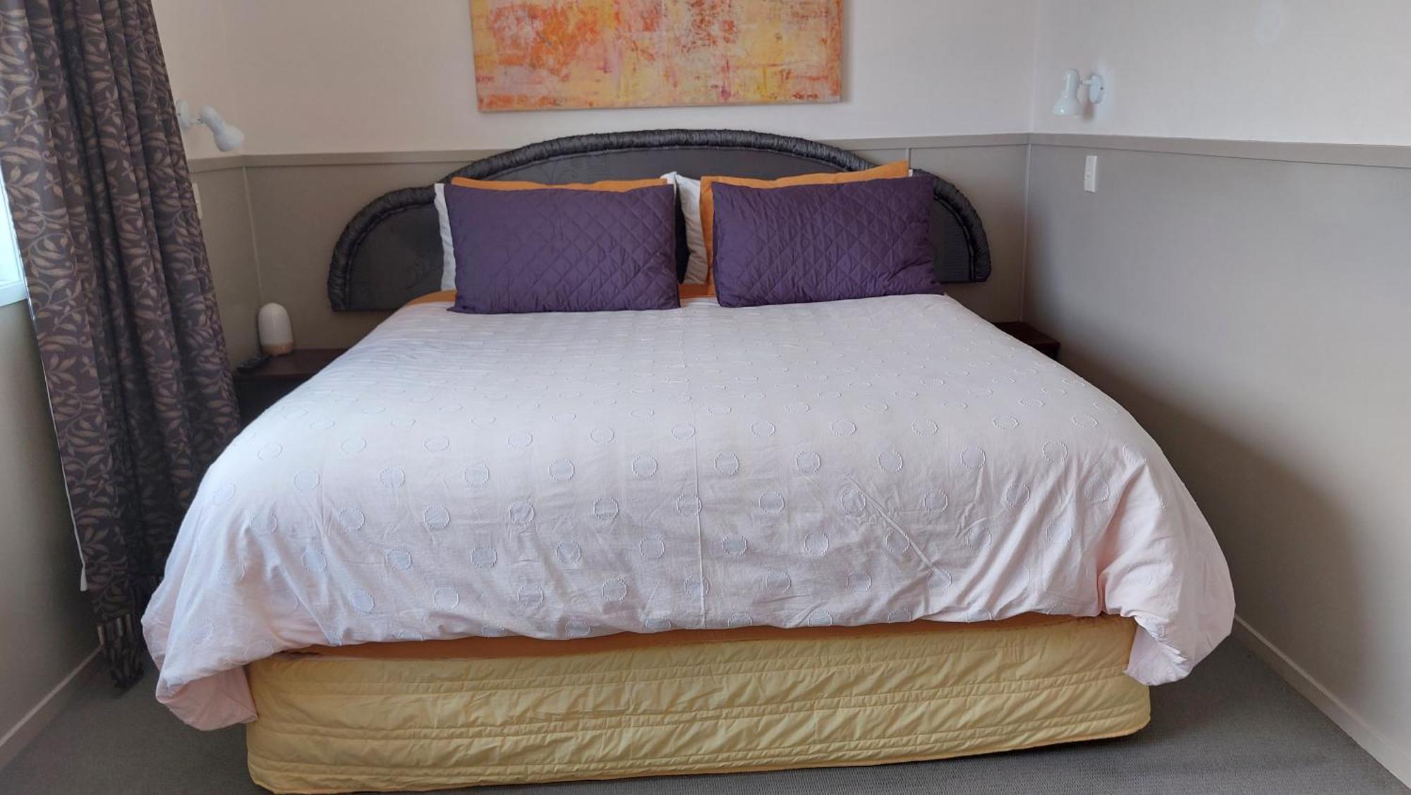 Bed And Breakfast Happy Home Taupo Accommodation Exterior foto