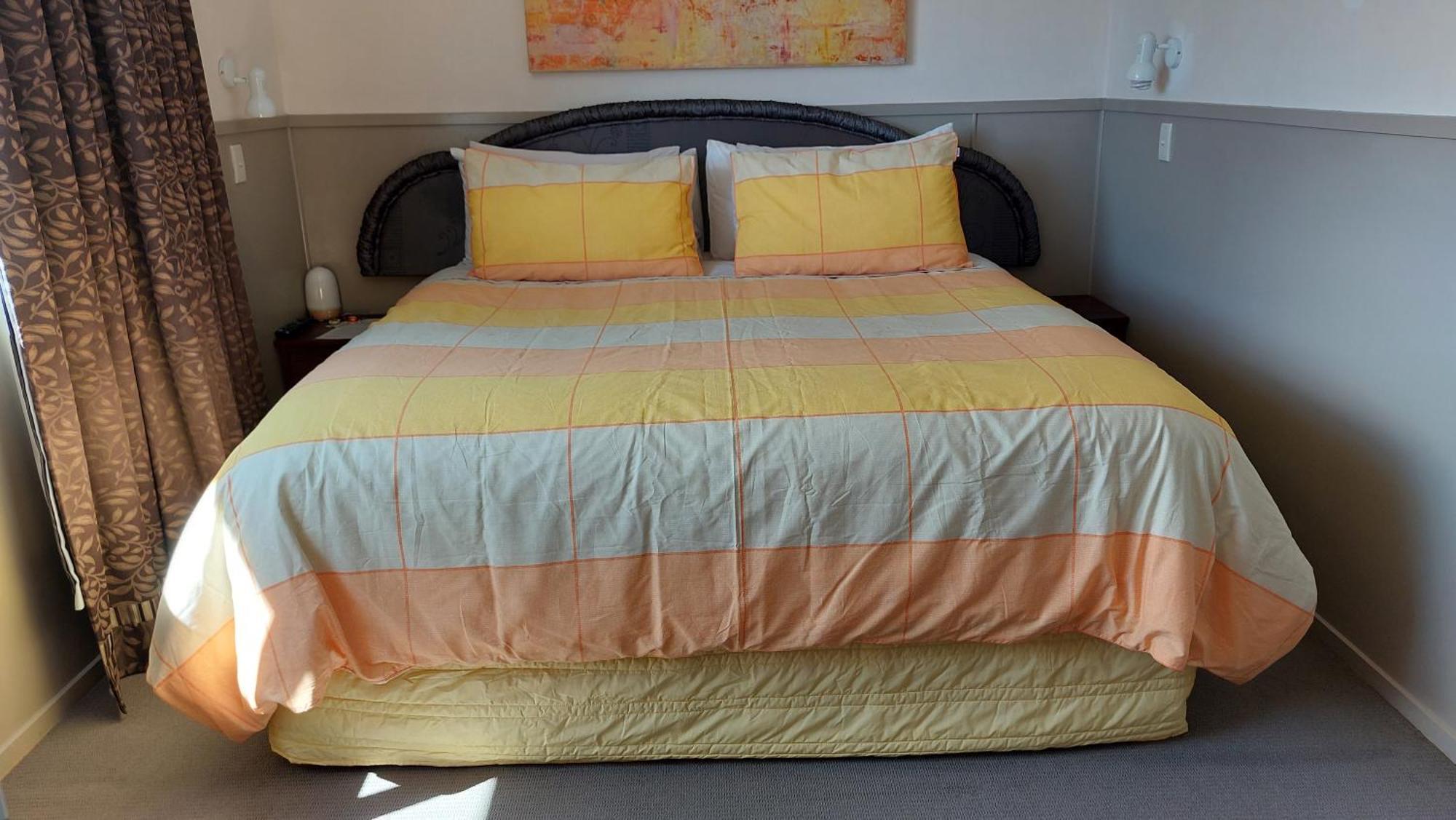Bed And Breakfast Happy Home Taupo Accommodation Exterior foto